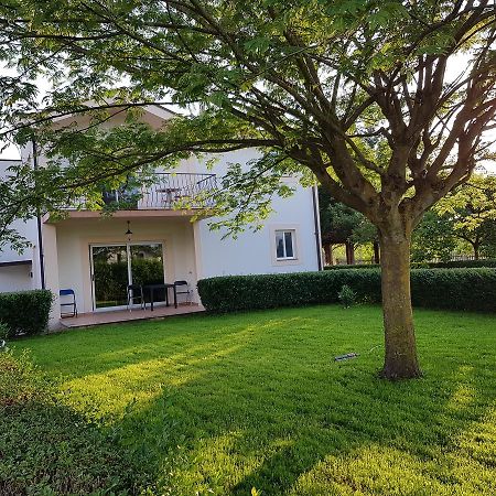 Guest House Kravica ยูบุสกี ภายนอก รูปภาพ