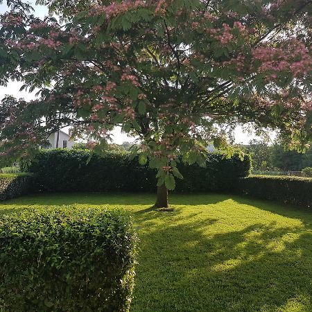 Guest House Kravica ยูบุสกี ภายนอก รูปภาพ