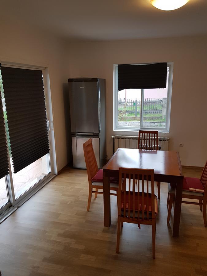 Guest House Kravica ยูบุสกี ภายนอก รูปภาพ